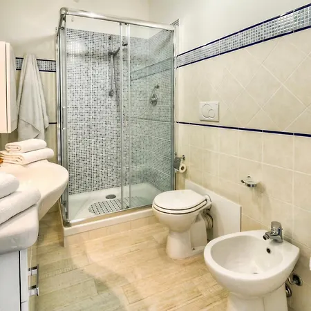 Appartement Attico Cerasella Con Incredibile Vista Mare In Pieno Centro E Posto Auto *